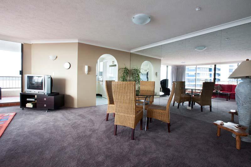 Broadwater Shores Waterfront Apartments Голд-Кост Экстерьер фото